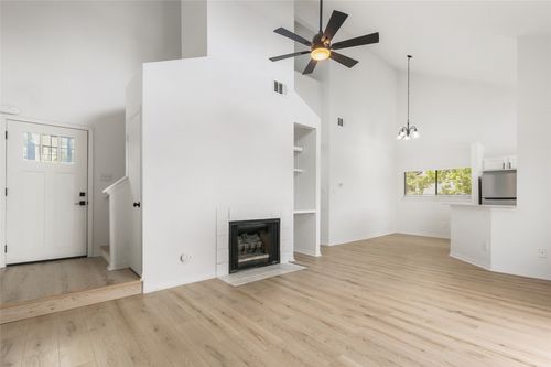 201-923 E 41st St, Austin, TX, 78751-4845 | Card Image