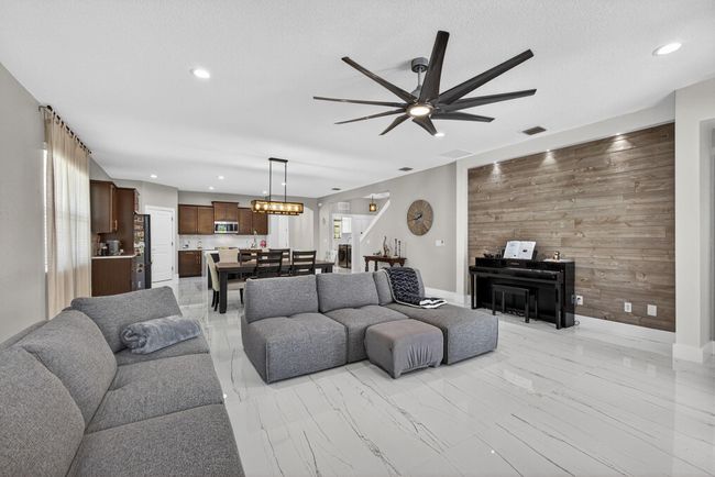 12041 Cypress Key Way, House other with 5 bedrooms, 3 bathrooms and null parking in Royal Palm Beach FL | Image 16