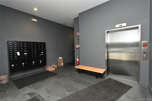 apt-213-35 Van Nydeck Ave, Beacon, NY, 12508-3470 | Card Image