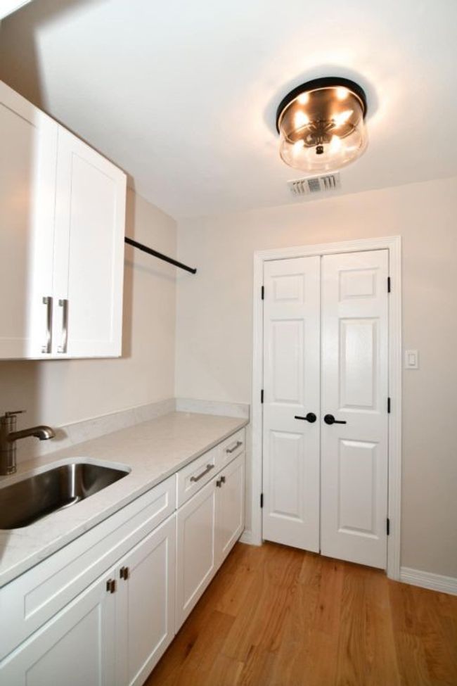 704 Mcmurry, House other with 3 bedrooms, 2 bathrooms and null parking in Waxahachie TX | Image 37