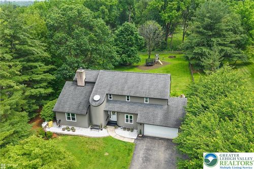 1925 Peach Tree Ln, BETHLEHEM, PA, 18015-5252 | Card Image