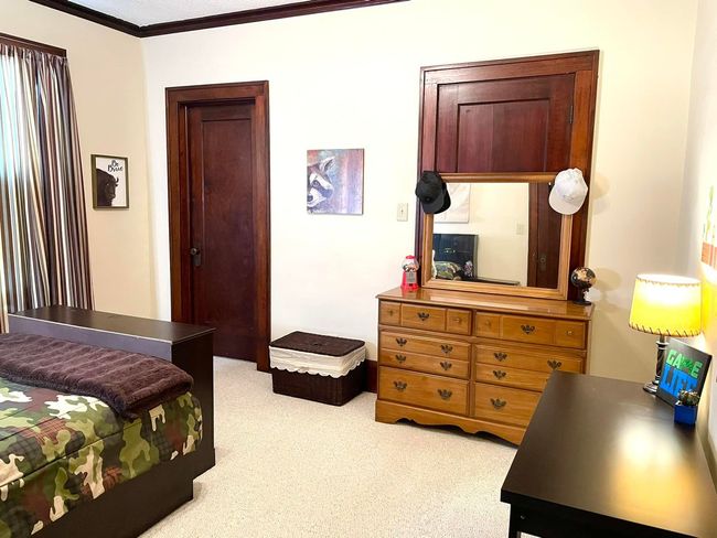 204 N Oak St, Home with 3 bedrooms, 1 bathrooms and null parking in Villa Grove IL | Image 19