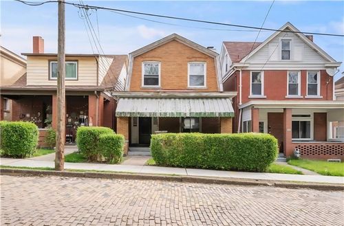 532 Russellwood Ave, Mc Kees Rocks, PA, 15136-3018 | Card Image
