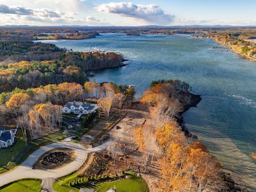 82 Shipwright Way, Newington, NH, 03801 | Card Image