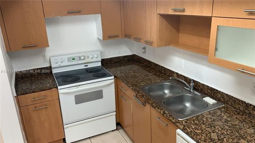 213-13700 Ne 6th Ave, North Miami, FL, 33161-3757 | Card Image