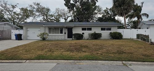 3673 Searobin Dr, ST PETERSBURG, FL, 33705-4034 | Card Image