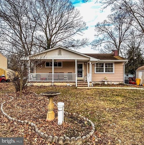 189 10th St, PASADENA, MD, 21122-4905 | Card Image