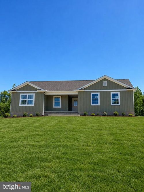 10918 Deerwood Dr, MERCERSBURG, PA, 17236-9801 | Card Image