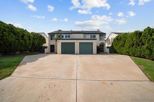 8837 Ildica St, Spring Valley, CA, 91977 | Card Image