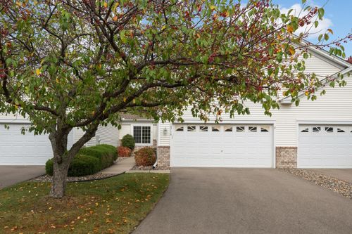 18716 Kalmar Ct, Lakeville, MN, 55044-5422 | Card Image