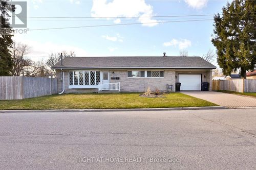 upper-63 Panmure Crescent, Toronto (Bendale), ON, M1K4Y5 | Card Image