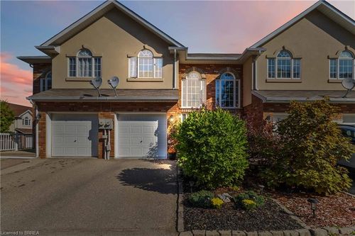 92-20 Mcconkey Cres, Brantford, ON, N3S0C1 | Card Image