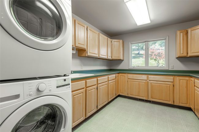 6325 Vista Grande Rd, House other with 5 bedrooms, 4 bathrooms and null parking in Helena MT | Image 22
