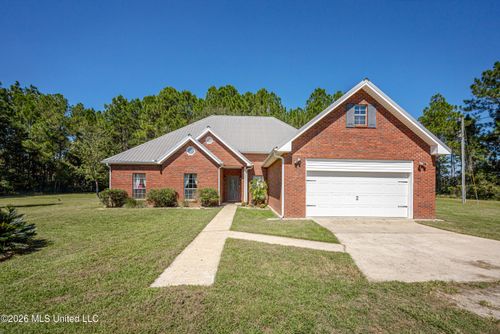 8699 Old Ccc Camp Rd, Ocean Springs, MS, 39564-4409 | Card Image