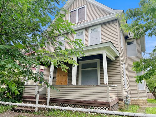 719 Sherburne Avenue, Saint Paul, MN, 55104 | Card Image