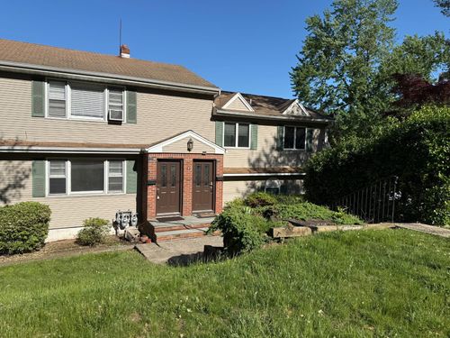 left-5 Mountain Ave, Westwood, NJ, 07675-1520 | Card Image