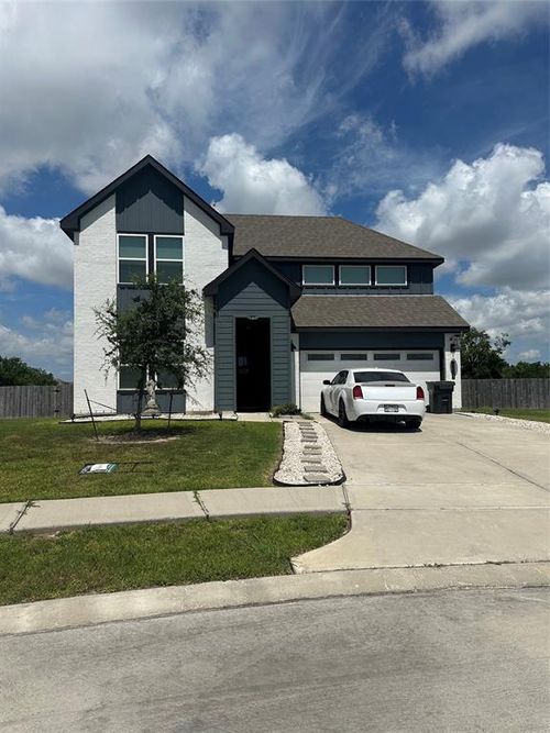 13903 Red River Dr, Baytown, TX, 77523-2294 | Card Image
