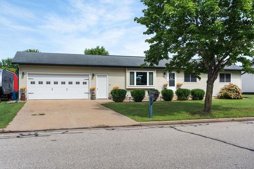 1750 River Rd, Sparta, WI, 54656-2706 | Card Image