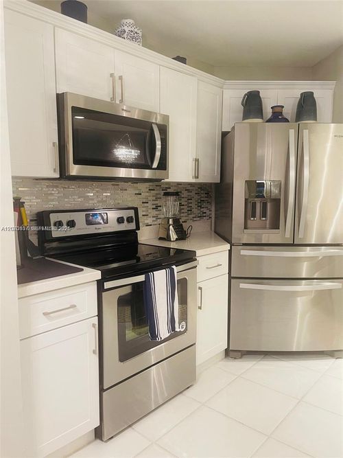 111-10551 W Broward Blvd, Plantation, FL, 33324-2146 | Card Image