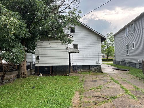 1430 Reo Ave, Lincoln Park, MI, 48146-1549 | Card Image