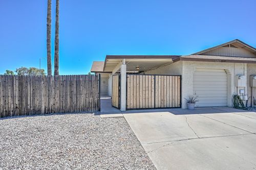 1261 E Harmony Cir, Mesa, AZ, 85204-5963 | Card Image