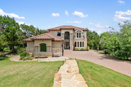 27 Autumn Oaks Dr, The Hills, TX, 78738-1412 | Card Image