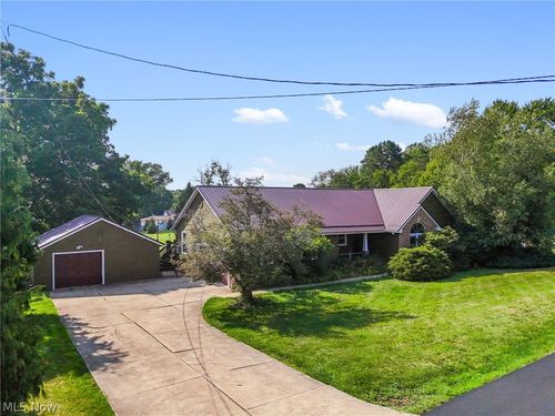6031 Woodcrest Ave Ne, N Canton, OH, 44721-3146 | Card Image