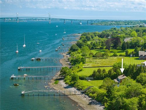 376 E Shore Rd, Jamestown, RI, 02835-1707 | Card Image