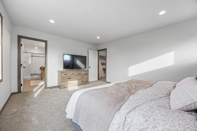 primary bedroom-photo from previous model | Image 16