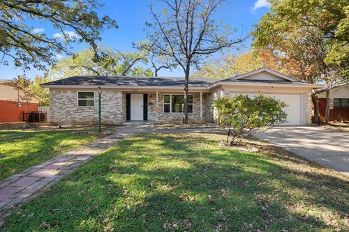 1612 Mims St, Fort Worth, TX, 76112-3458 | Card Image