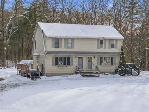3A Walton Cir, Londonderry, NH, 03053 | Card Image