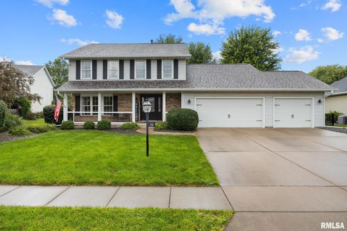 10 Pin Oak Ct, Washington, IL, 61571-9550 | Card Image