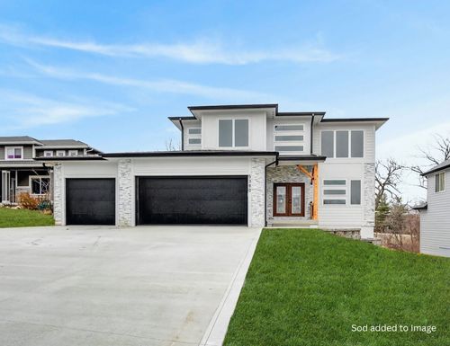 5380 Carter Ct, Johnston, IA, 50131-1499 | Card Image