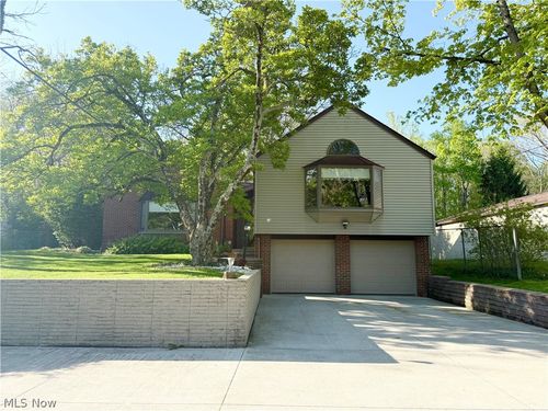 11259 Robson Rd, Grafton, OH, 44044-9720 | Card Image