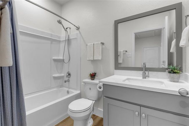 1211 Diamond Drape Dr, House other with 3 bedrooms, 2 bathrooms and 2 parking in Rosharon TX | Image 20