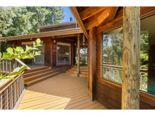 1346 Fisher Rd, Roseburg, OR, 97471-8207 | Card Image
