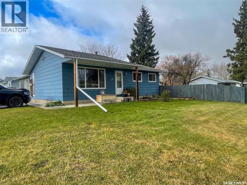 29 Dunfield Cres, Meadow Lake, SK, S9X1E3 | Card Image