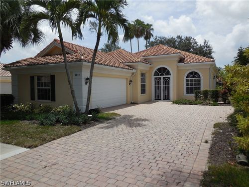 5299 Hawkesbury Way, NAPLES, FL, 34119-9582 | Card Image