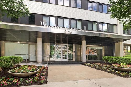 1106-803 W 48th St # 1106 St, Kansas City, MO, 64112 | Card Image