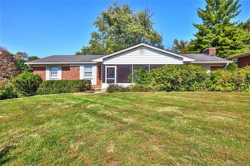 3592 Horncastle Dr, Cincinnati, OH, 45241-3042 | Card Image