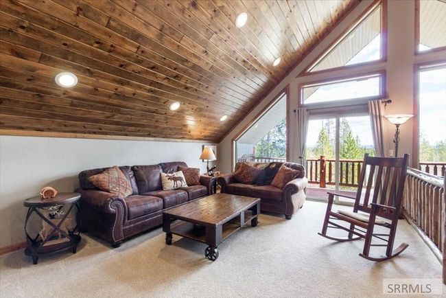 3568 S Beaver Springs Rd, House other with 3 bedrooms, 2 bathrooms and 6 parking in Island Park ID | Image 24
