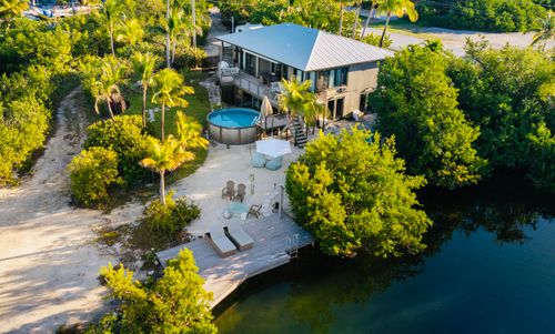 1422 Boca Chica Rd, Key West, FL, 33040-6354 | Card Image