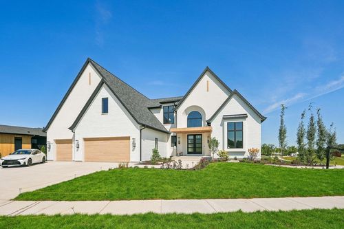 N50W18626 Woodfield Way, MENOMONEE FALLS, WI, 53051-1762 | Card Image