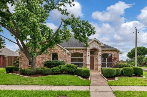 4200 Mesa Dr, Carrollton, TX, 75010-4433 | Card Image
