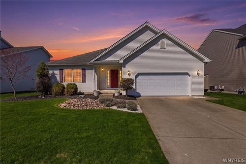 98 Morris Cres, West Seneca, NY, 14224-1614 | Card Image