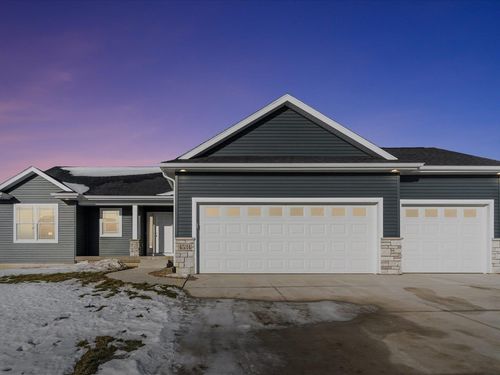 4534 Sonoma Dr, Cedar Falls, IA, 50613 | Card Image