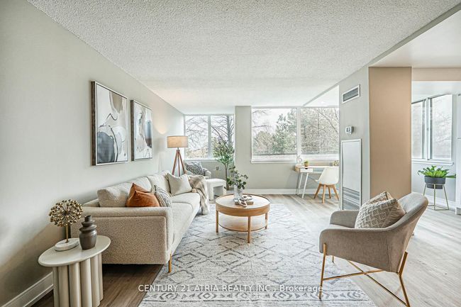 206 - 350 Webb Dr, Condo with 2 bedrooms, 2 bathrooms and 2 parking in Mississauga ON | Image 4