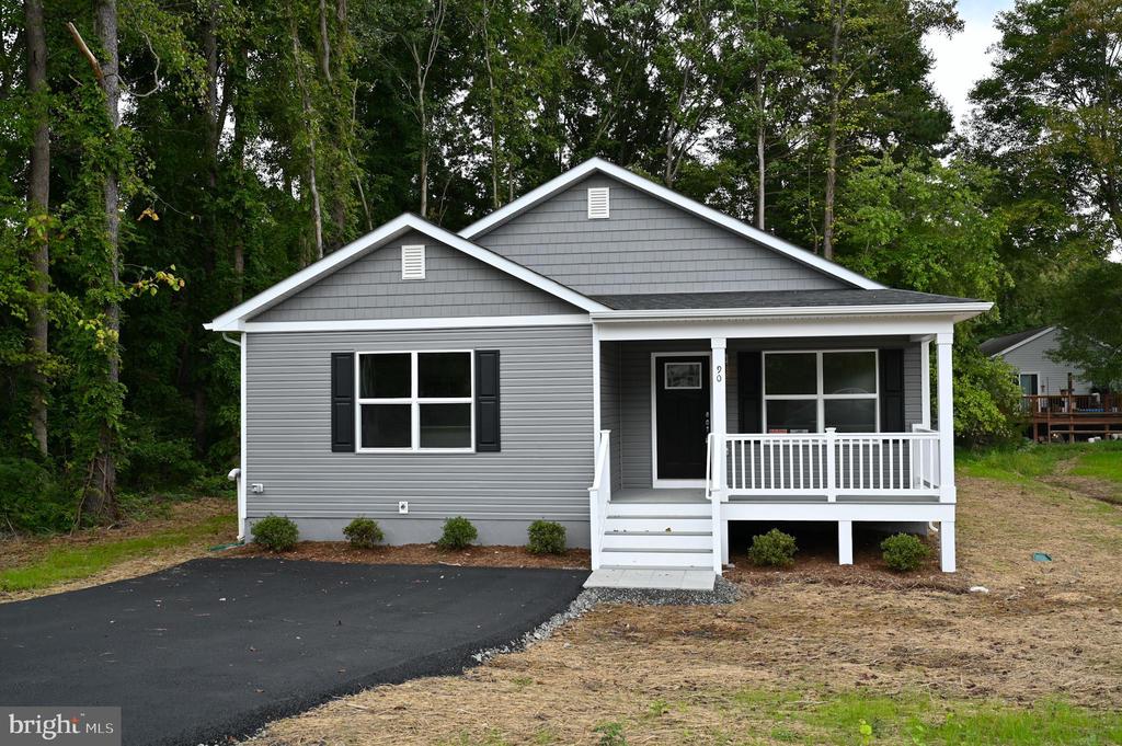 Dale Dr, Colonial Beach, VA 22443