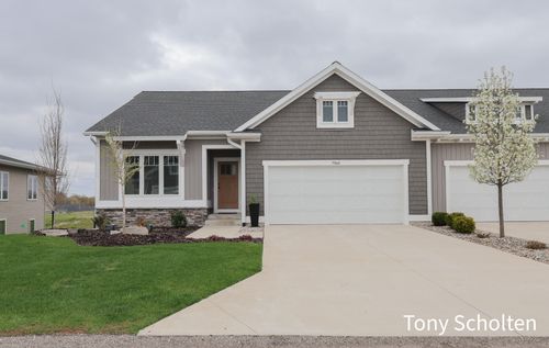 99-7960 Eagles Roost Trl, Hudsonville, MI, 49426-8314 | Card Image