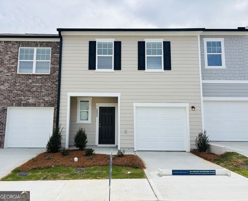 83-3004 Osier Cir, Douglasville, GA, 30135-4821 | Card Image